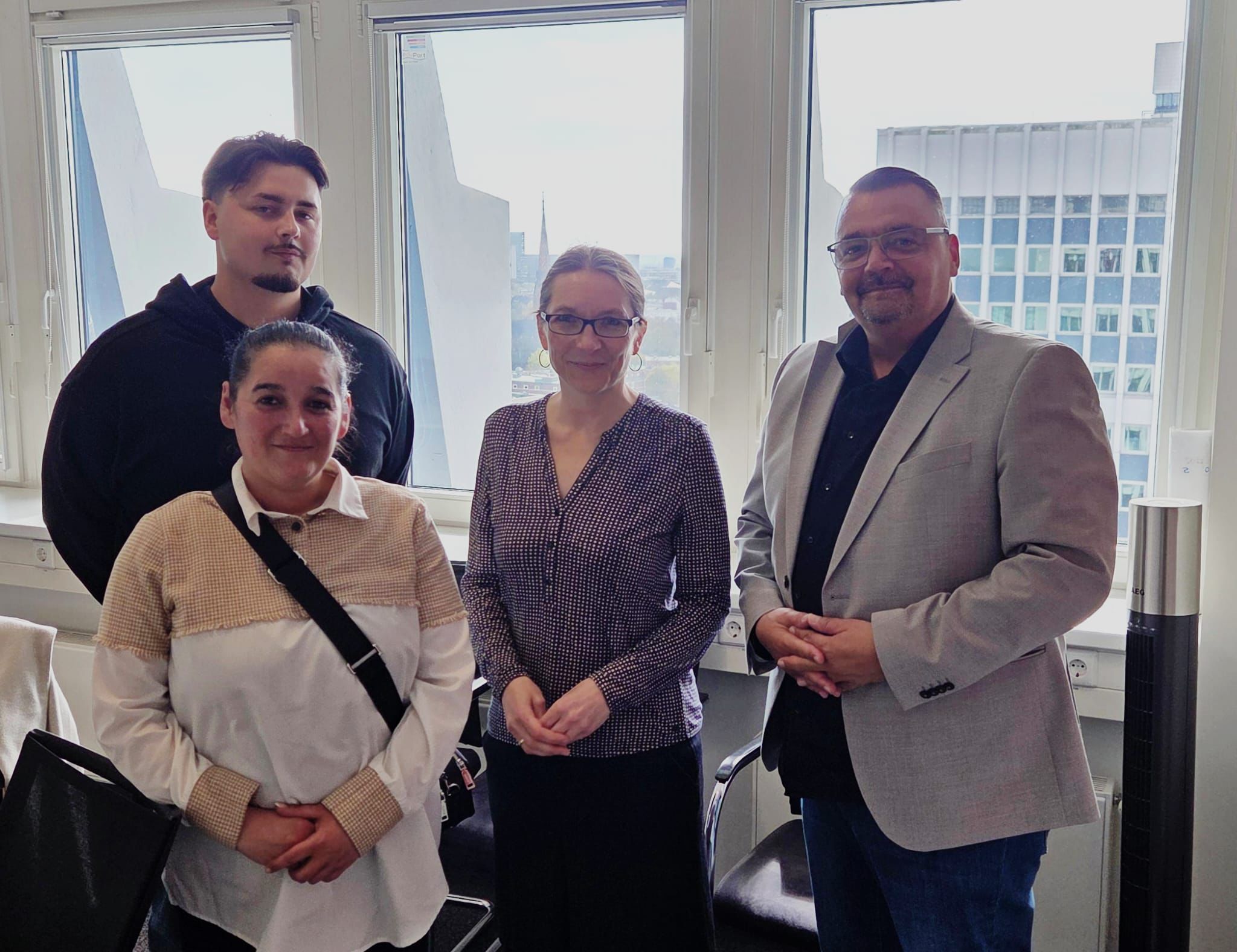 Gespräch mit Schulsenatorin Ksenija Bekeris zur Zusammenarbeit